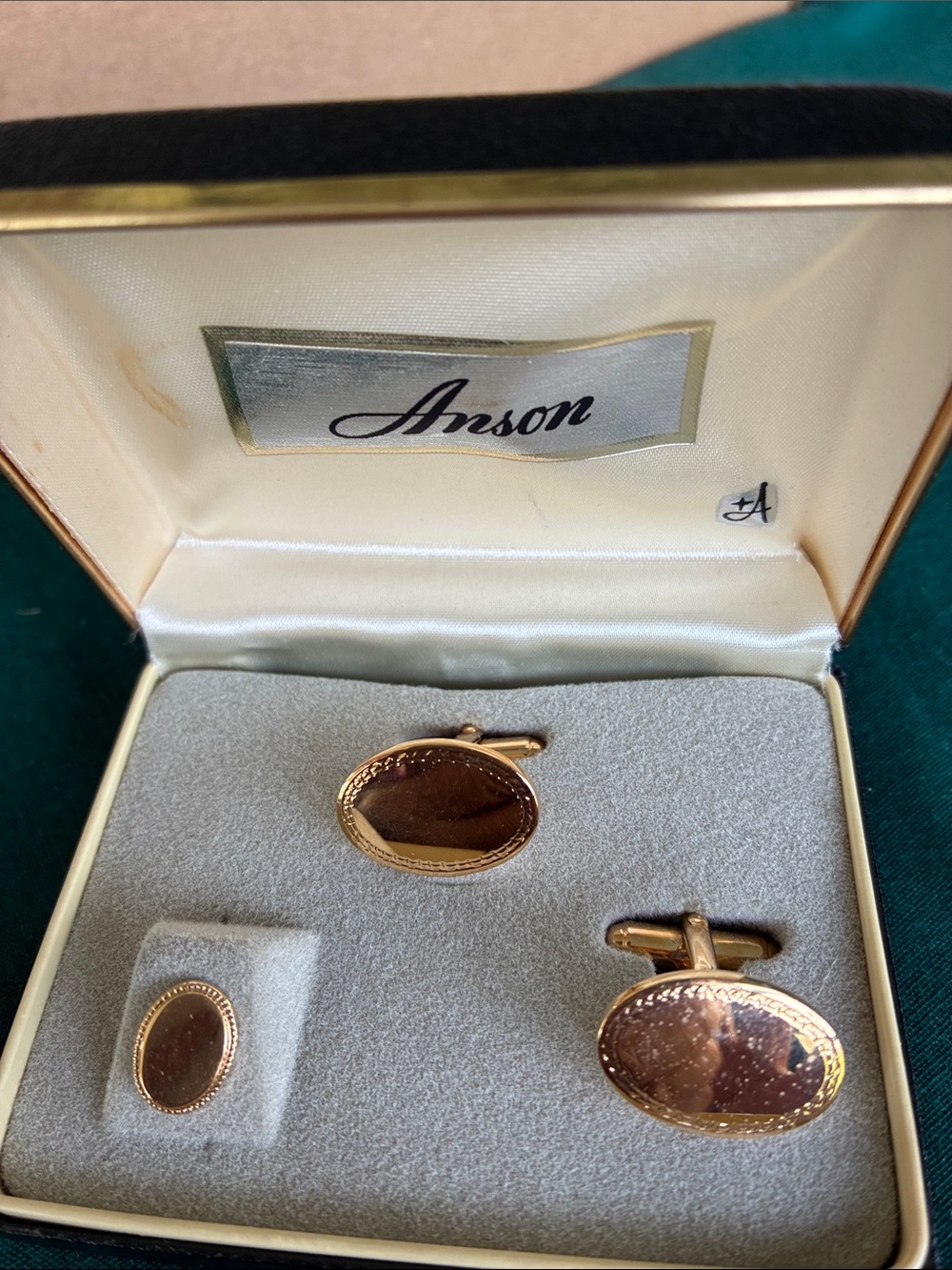 Anson Gold Oval Cufflinks and Tie Tack Set